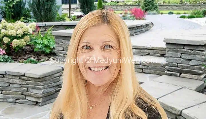 Wels Neustadt Medyum Filiz